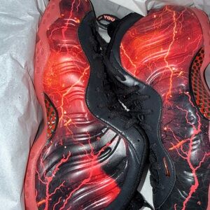 Nike Air Foamposite One PRM Stranger Things